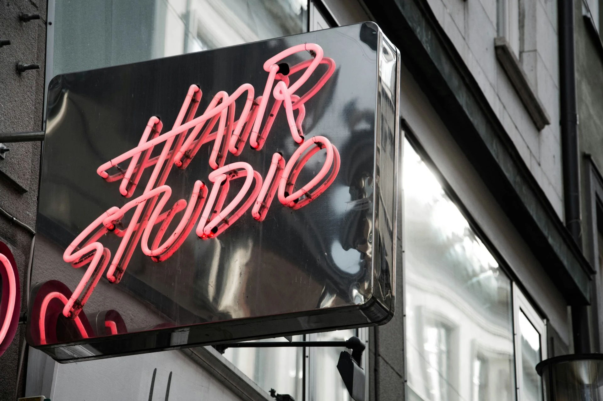 Jane Dow hairdressing studio. www.janedowstudio.com janedows